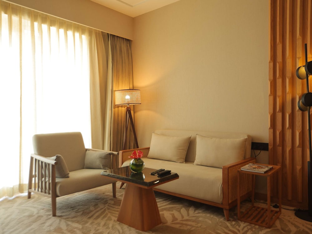 NOVOTEL HYDERABAD AIRPORT 49/71