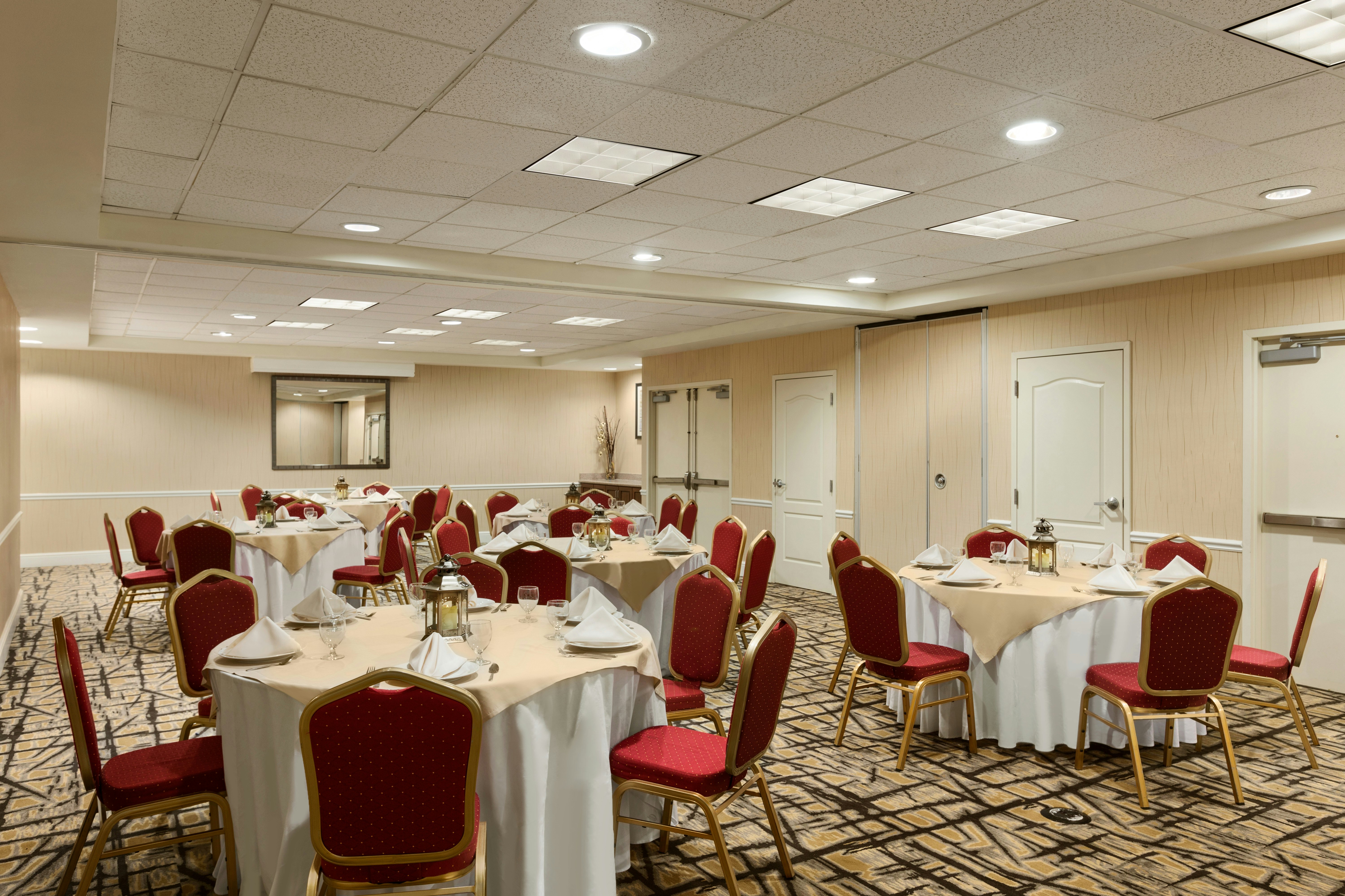Hilton Garden Inn Shelton 18/21