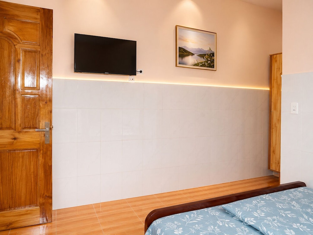The Lam Homestay 7/26