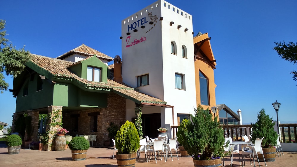 Hotel Zerbinetta in DILAR