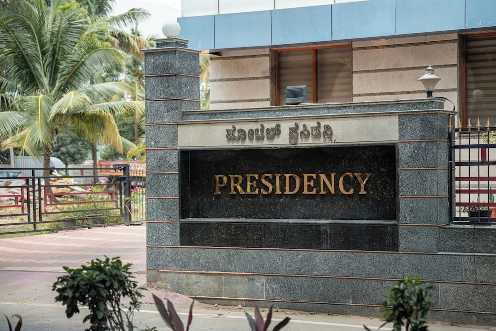 Hotel Presidency 4/50