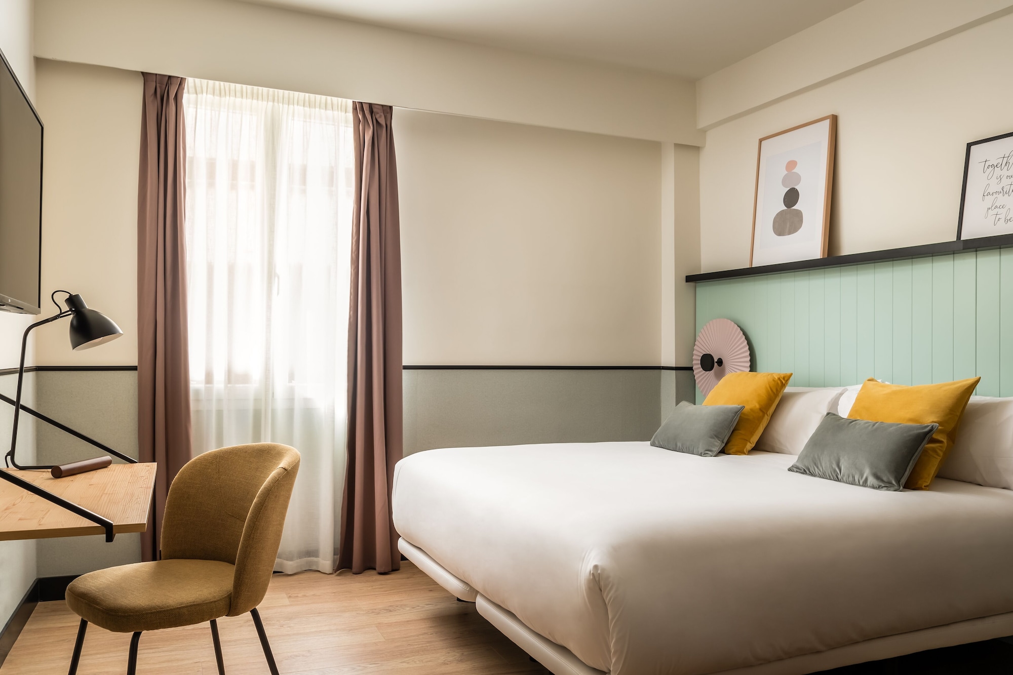 ROOM, SINGLE BED