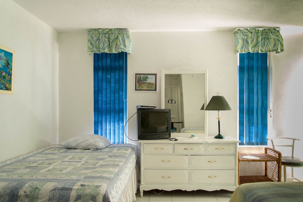 Montego Bay Club Beach Resort 33/50