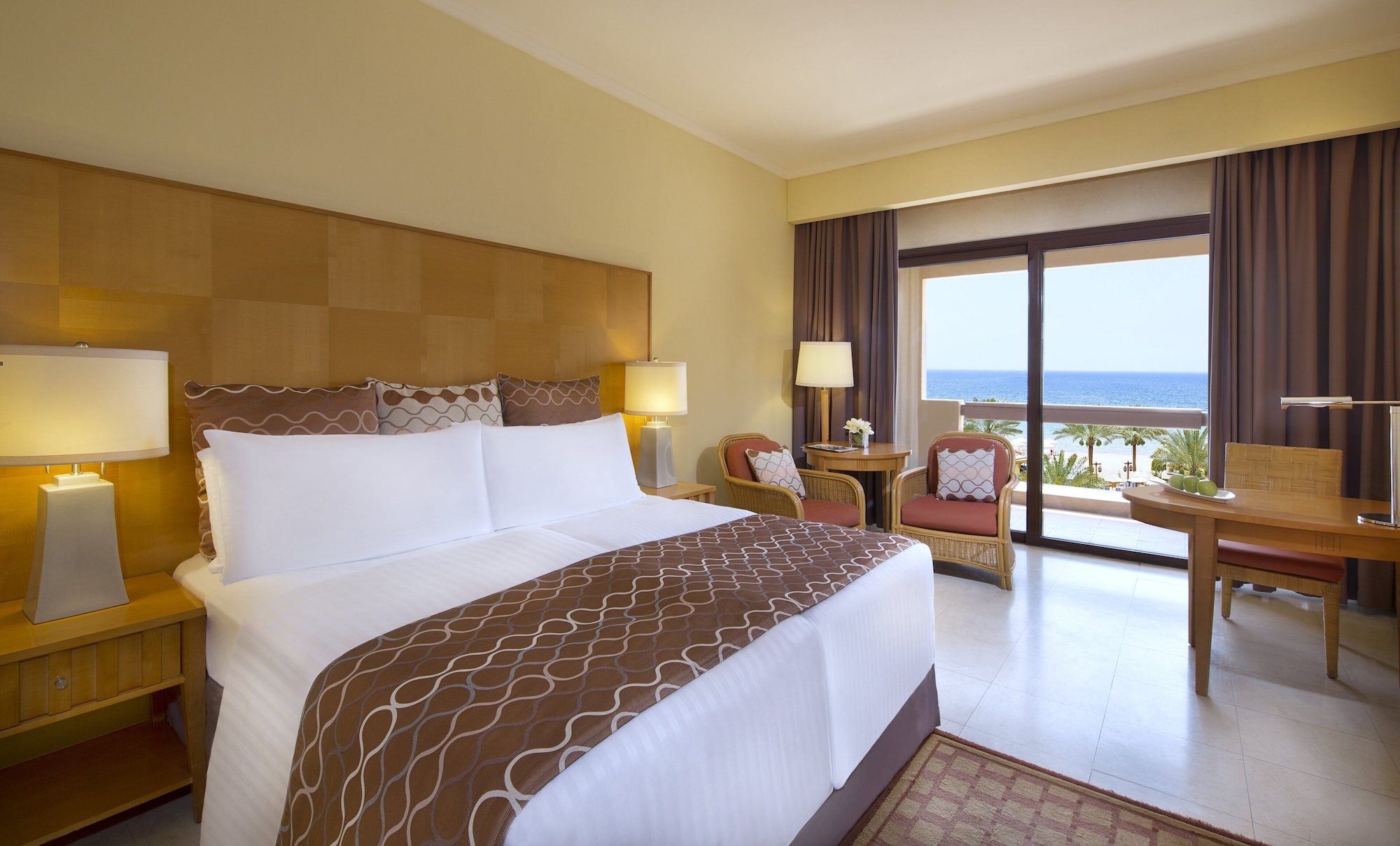 1 Bedroom, Suite, Double Bed, Pool View