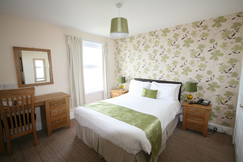 Pentire Hotel 9/63