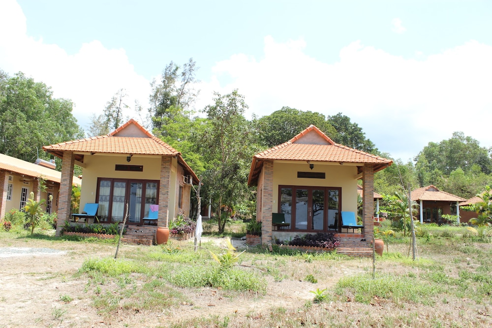 Vung Bau Resort 6/66