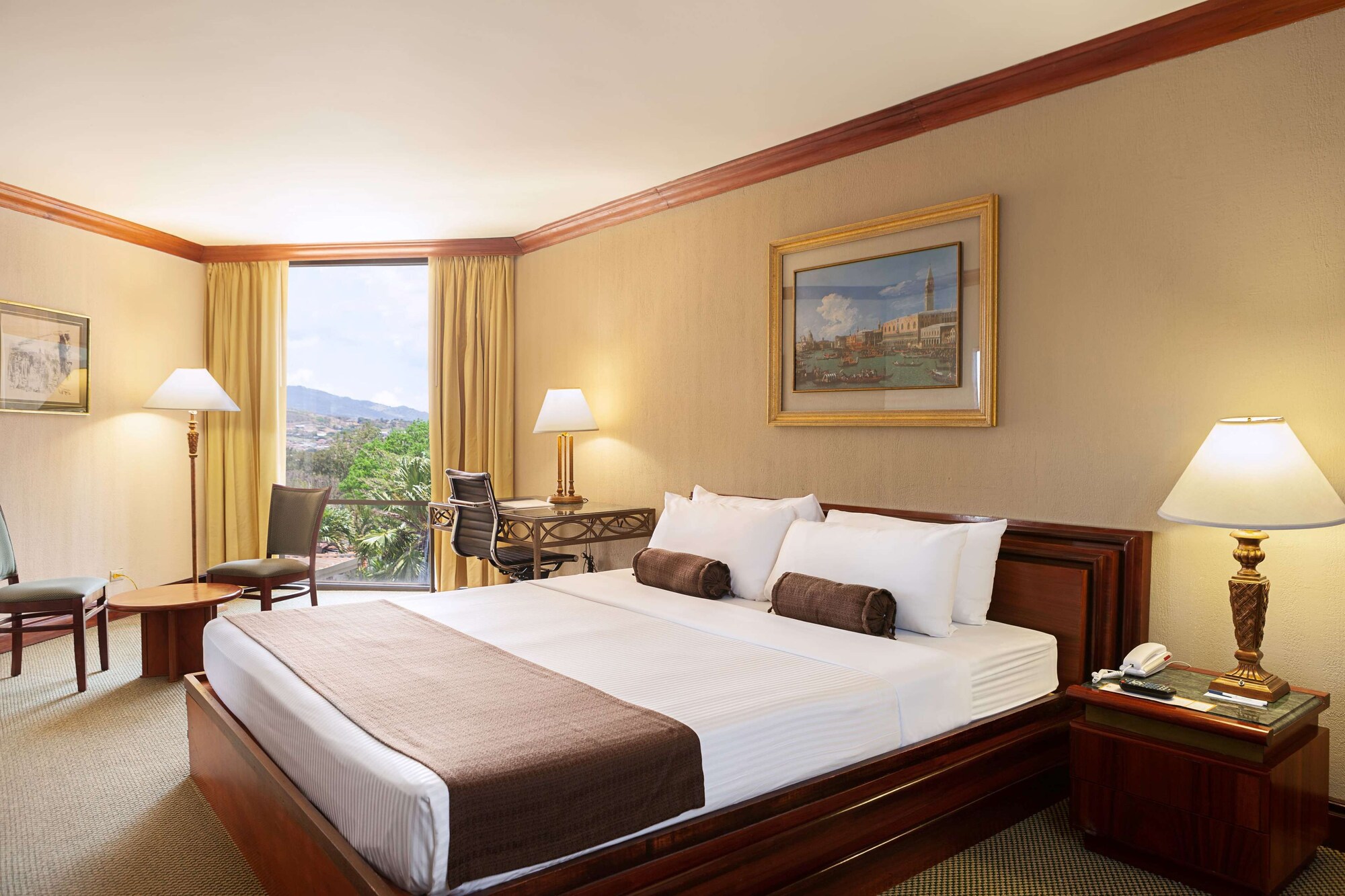 Tower, Deluxe, King Bed
