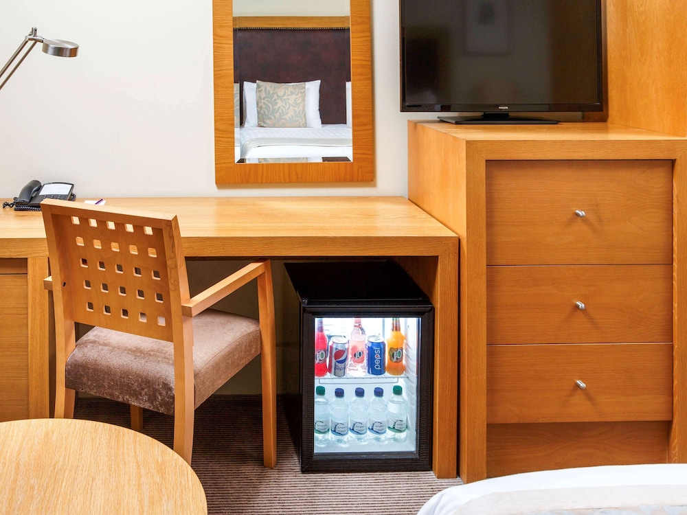 MERCURE SHEFFIELD PARKWAY 46/50