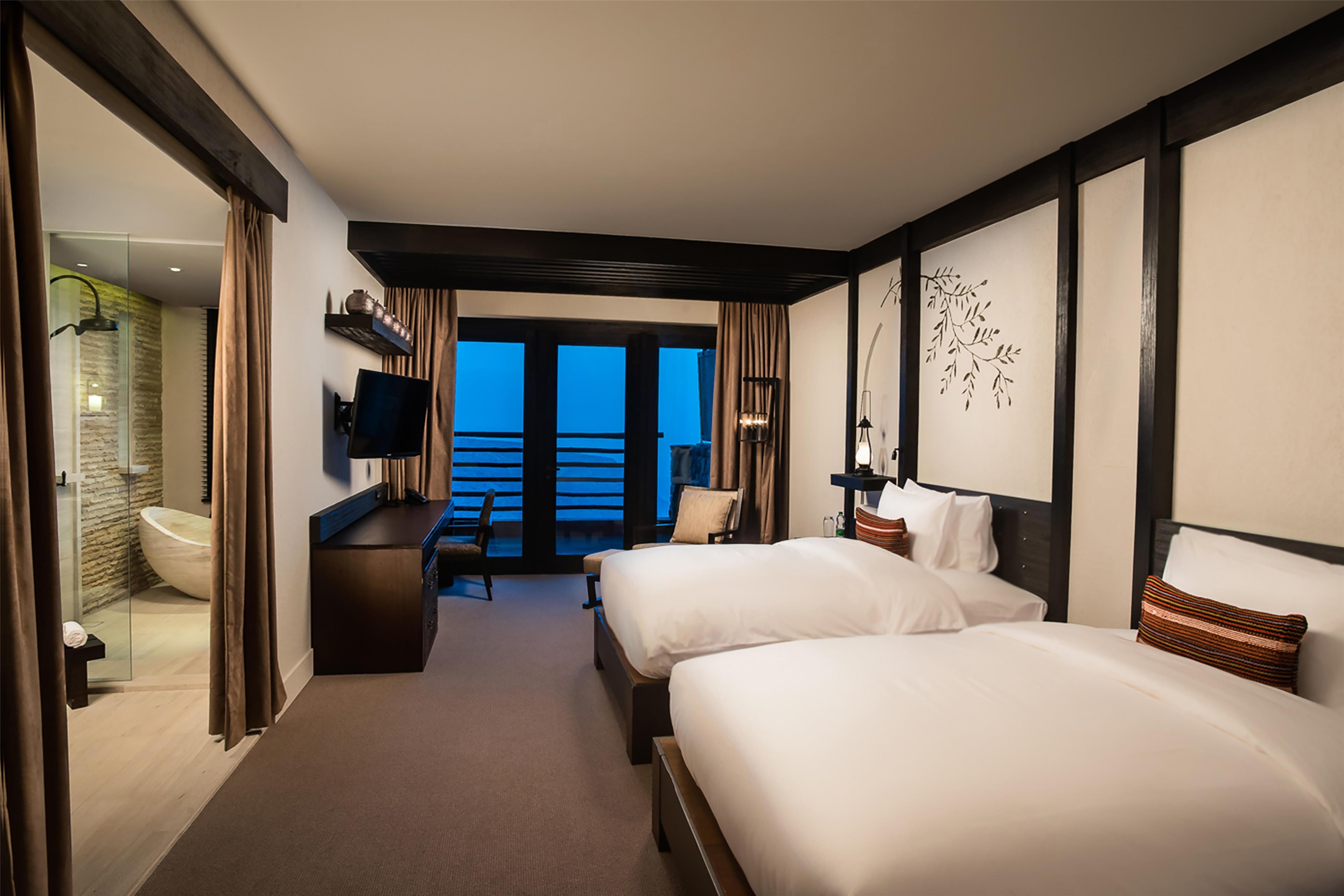 Room, Twin Beds, Horizon View