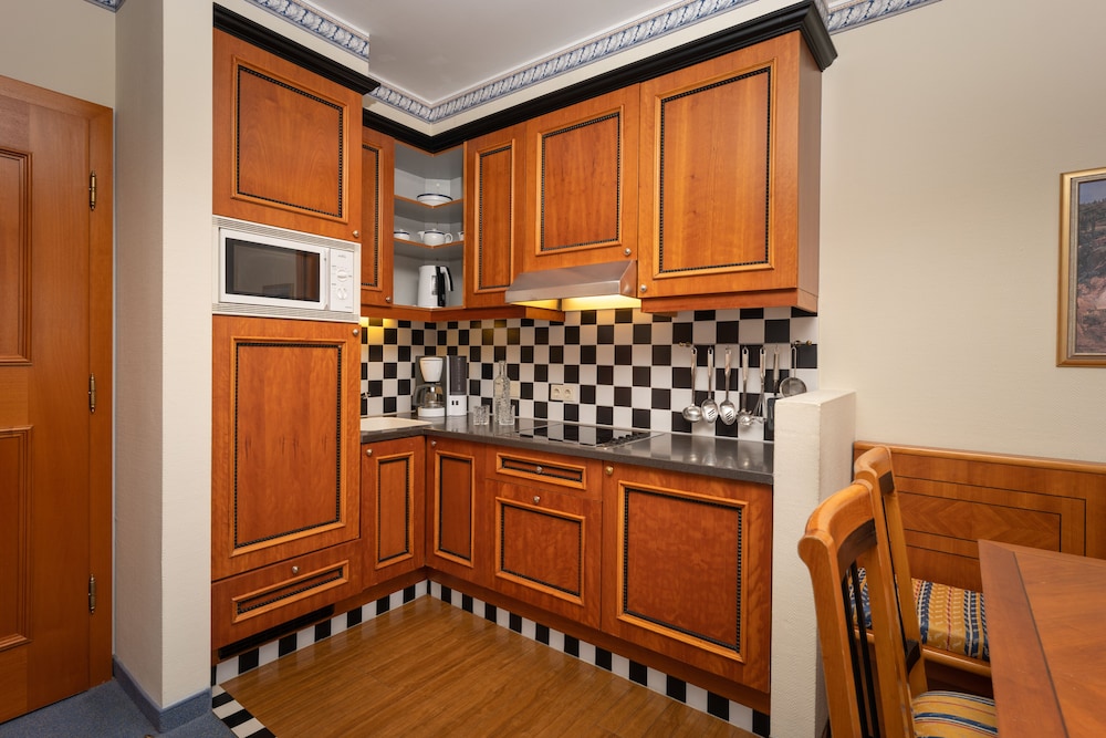 Mondi Holiday Bellevue 12/75