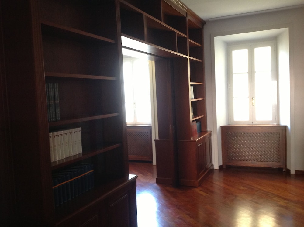 Ludovisi Luxury Rooms 23/27