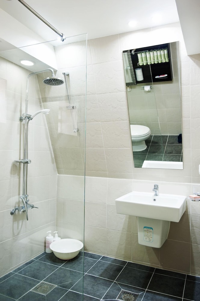 Myeongdong Eco House 20/22