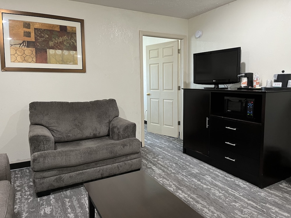 Quality Inn Traverse City 50/63