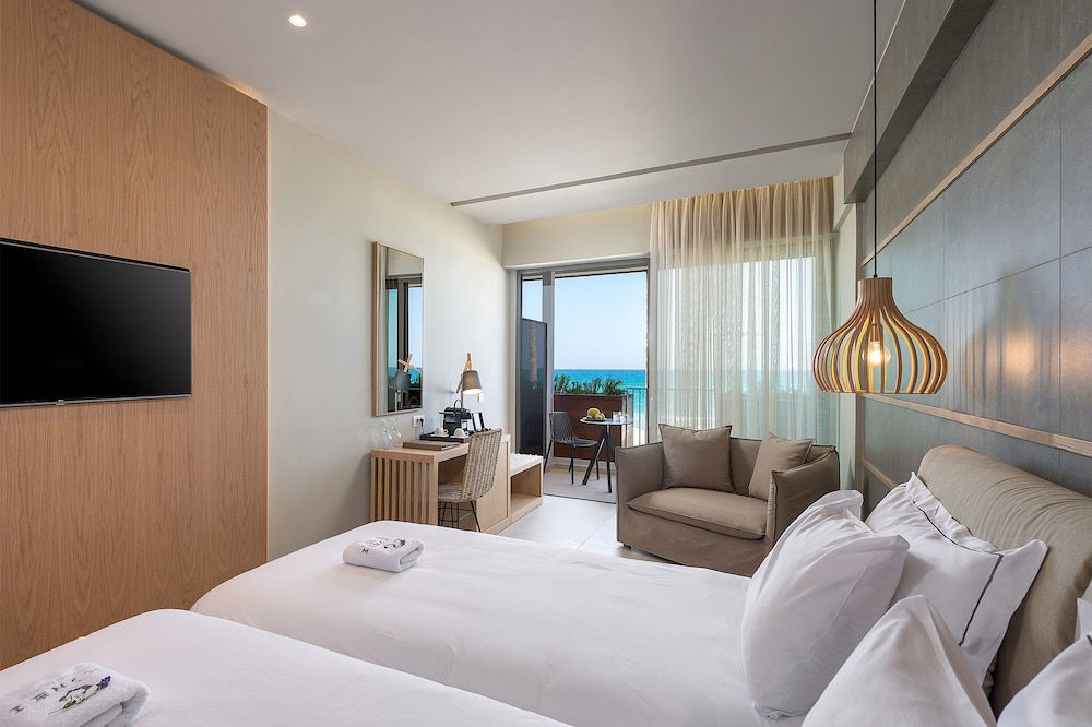 SUITE SUPERIOR SEA VIEW