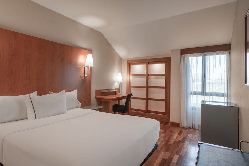 Ac Hotel Palencia 12/50
