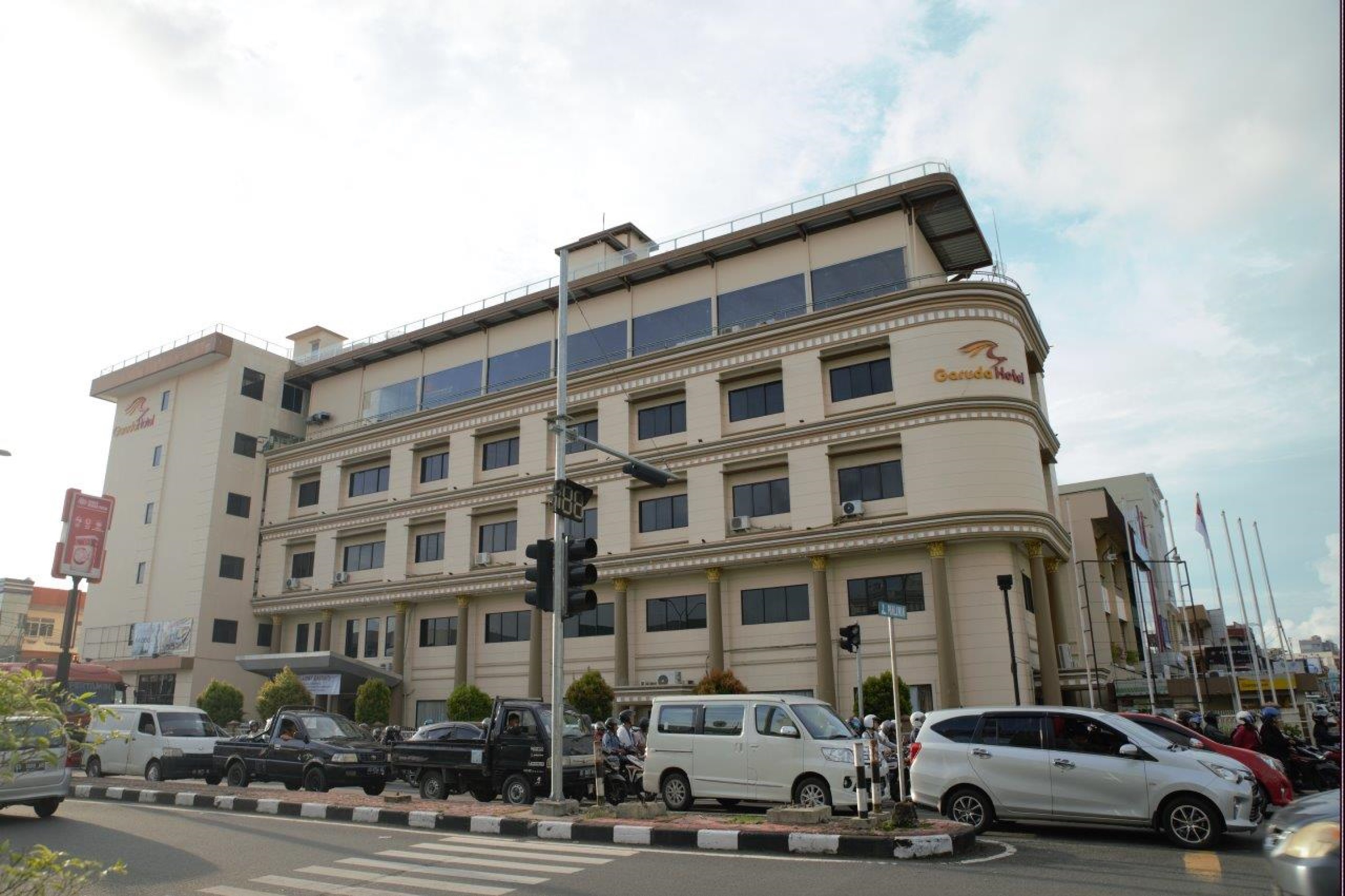 Garuda Hotel Pontianak 2/50