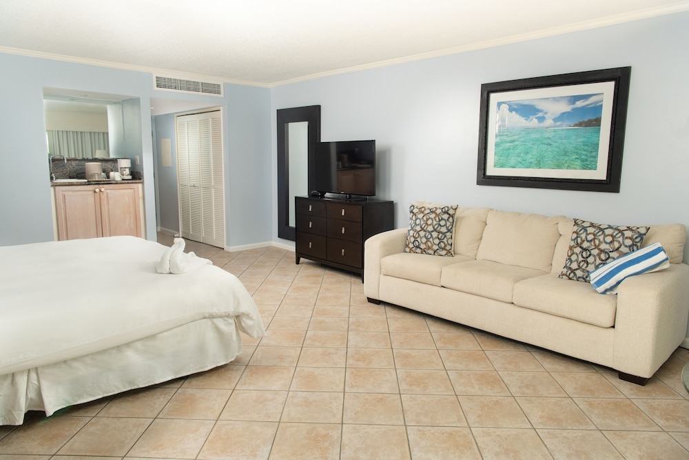 Abaco Beach Resort At Boat Harbor 17/100