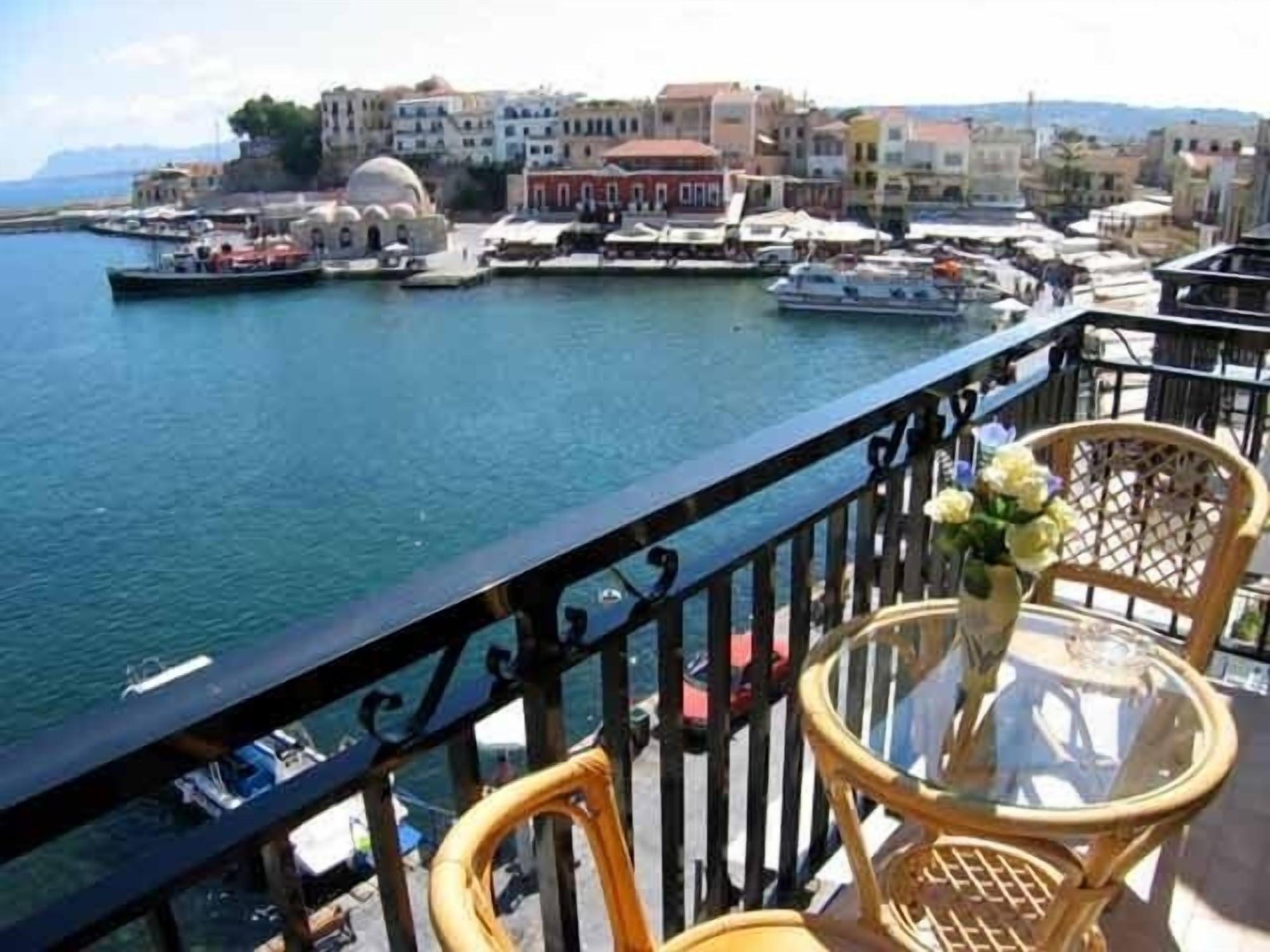 Lucia Hotel 40/47