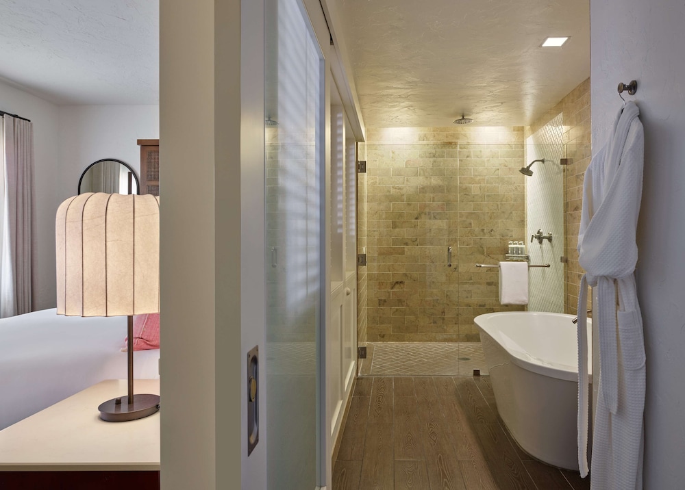 Mar Monte Hotel In the Unbound Collection By Hyatt 50/50