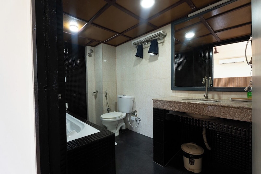 Hotel Mainak 32/36