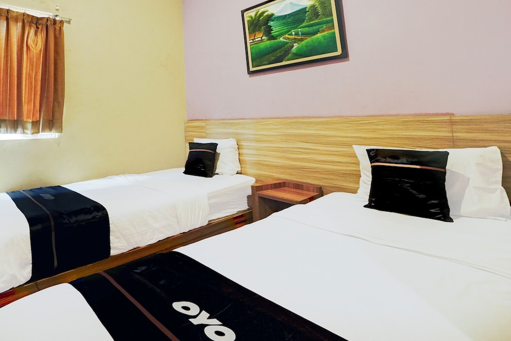 Hotel O Surabaya near Surabaya Town Square formerly Kupang Gunung Residence 28/60