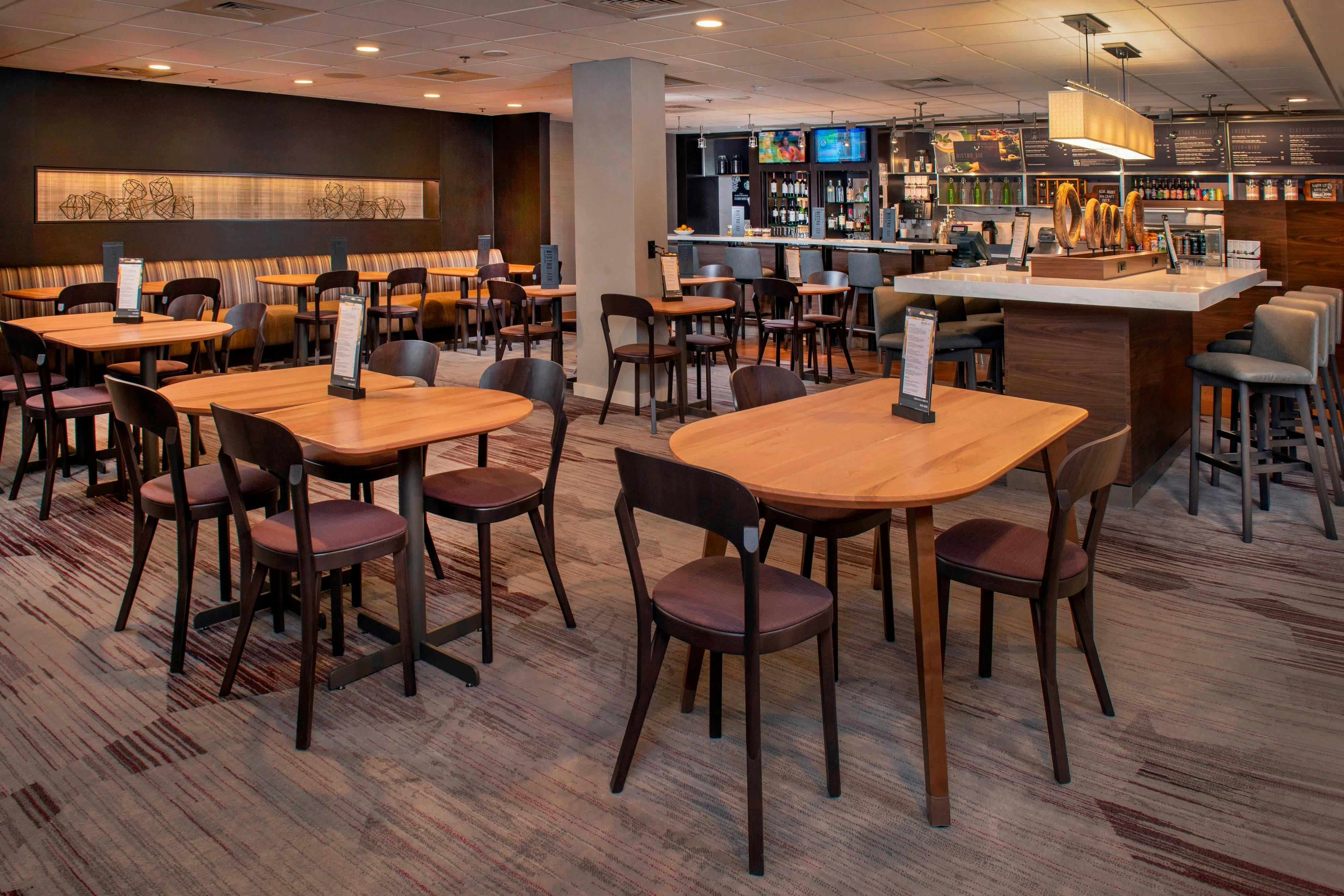 Courtyard by Marriott Wilmington Downtown 25/34