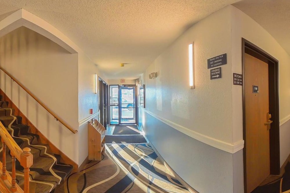 Coratel Inn & Suites by Jasper Hastings 30/50