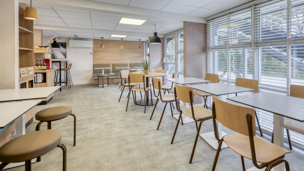 Premiere Classe Villepinte Centre - Parc Des Expositions 43/57