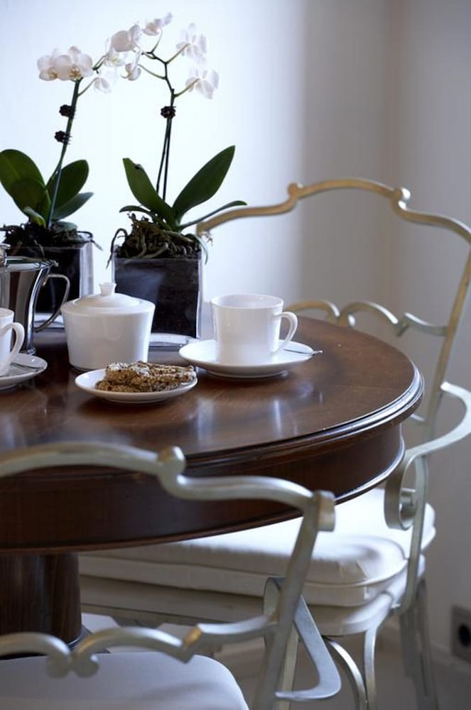 Torri E Merli Boutique Hotel 4/59