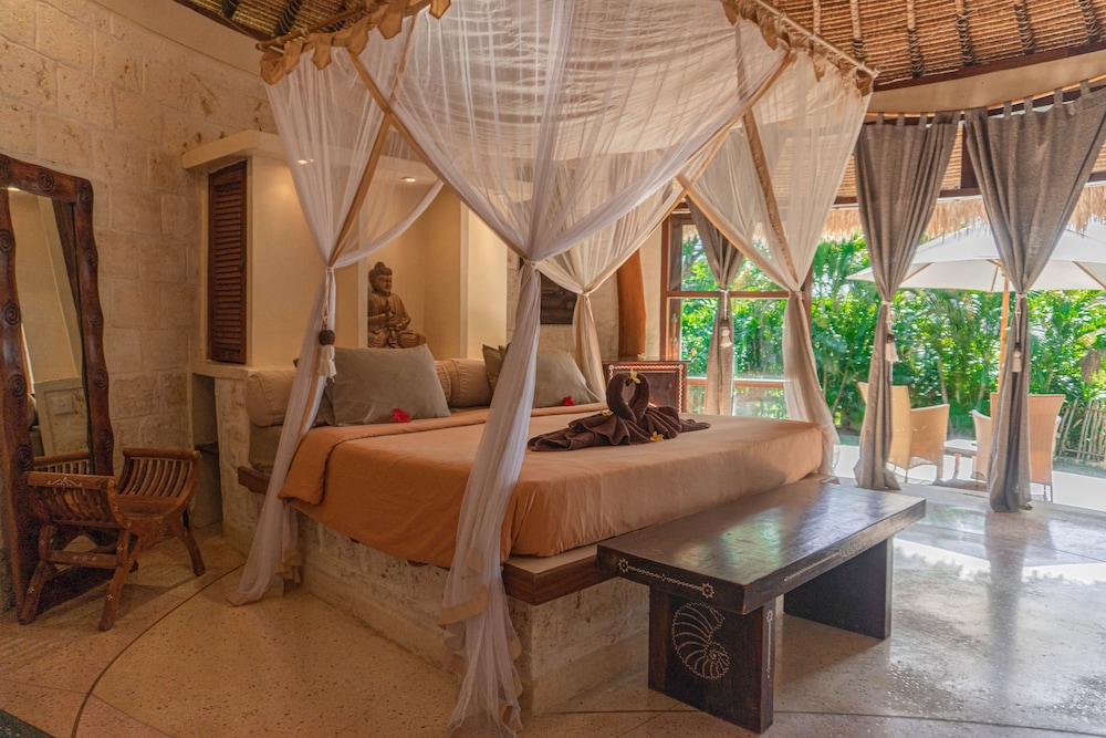 La Joya Balangan Resort 48/75