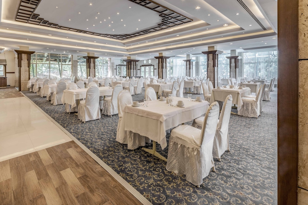 Polat Thermal Hotel 43/66