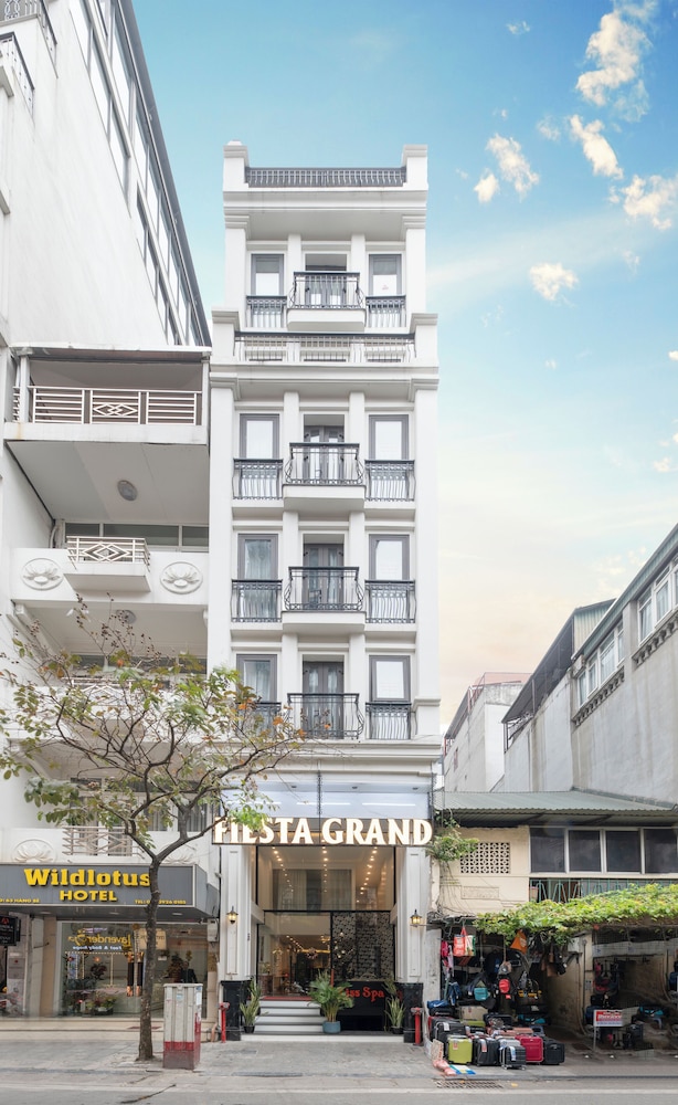 Hanoi Fiesta Grand Hotel and Spa 2/28