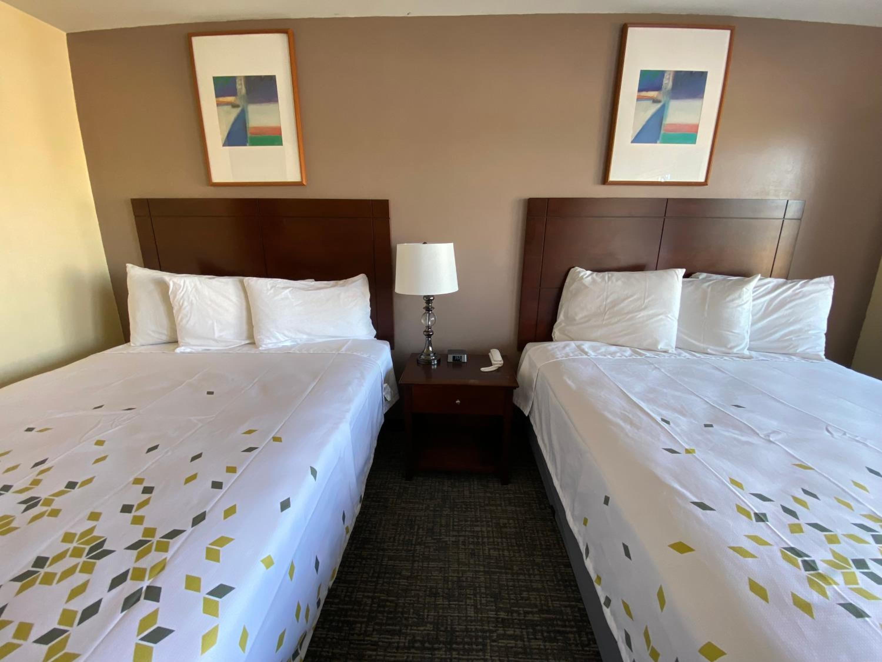 Beachway Inn Motel 16/38