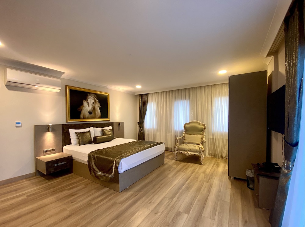 Caykent Suites Deluxe Hotel 9/50
