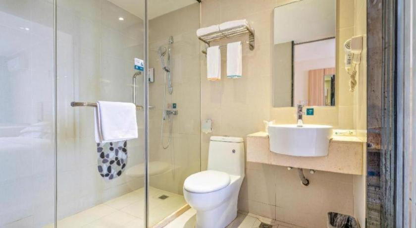 City Comfort Inn (Guangzhou Zhongluotan Culture Square) 50/53