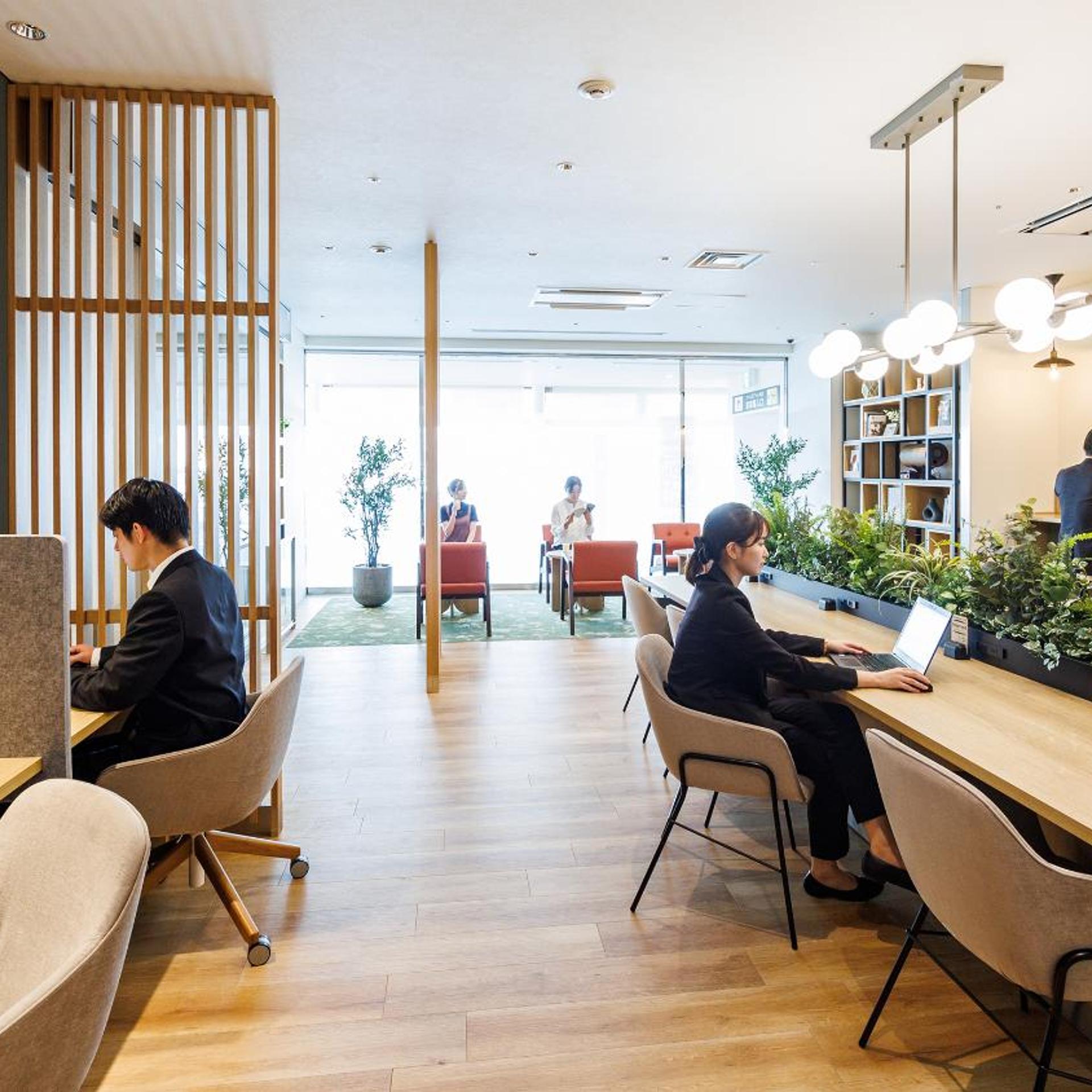 JR East Hotel Mets Omori 33/52