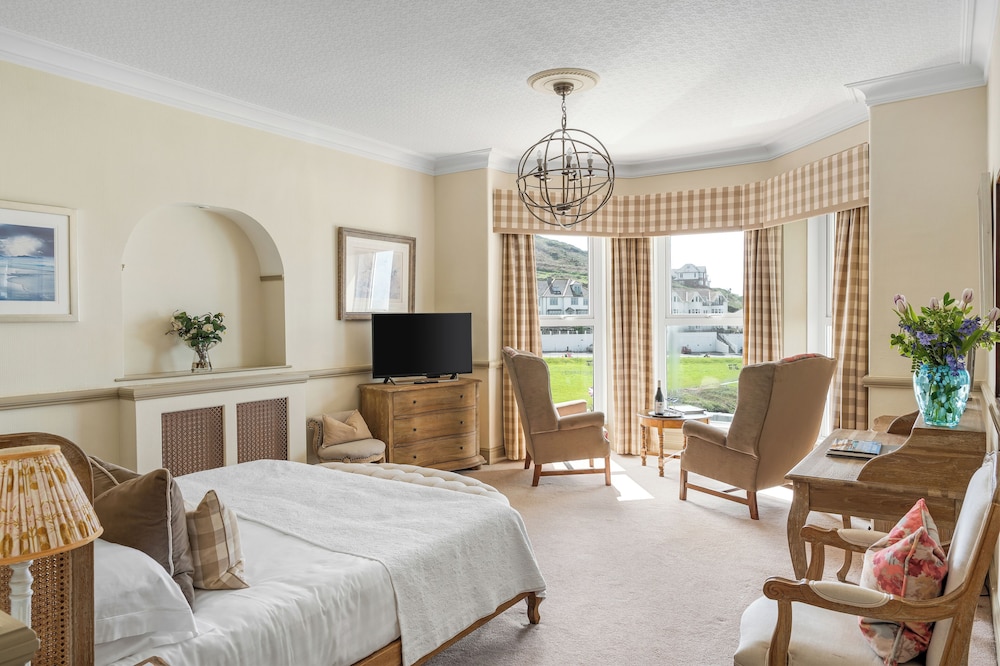 Watersmeet Hotel 15/50