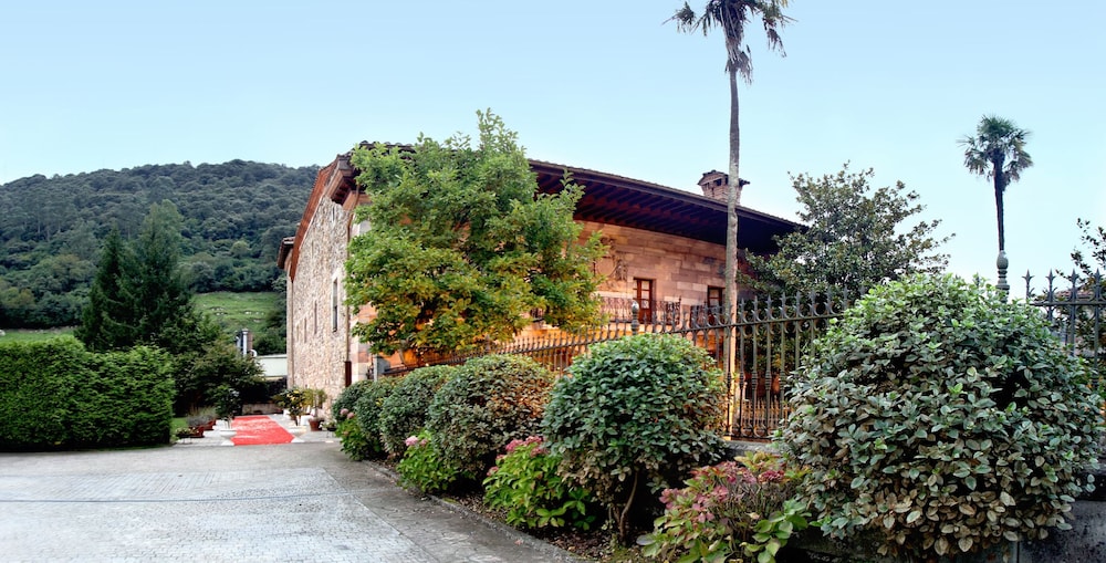 Domus Selecta Palacio Guevara 8/54