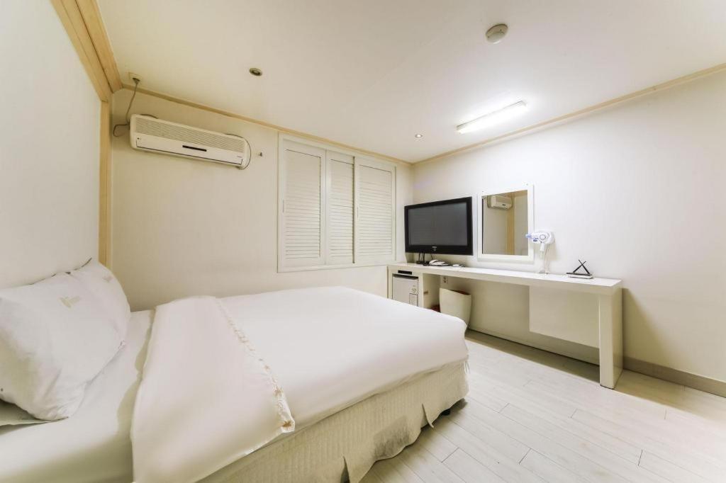 Hotel Orange 20/75