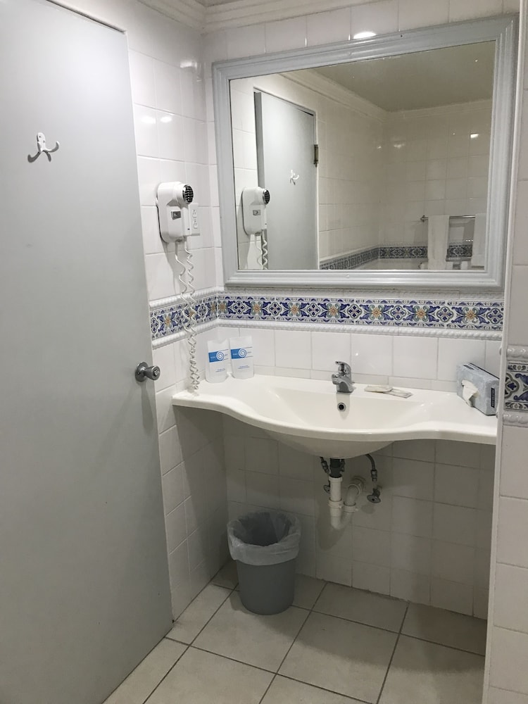 Sunbay Hotel 28/63
