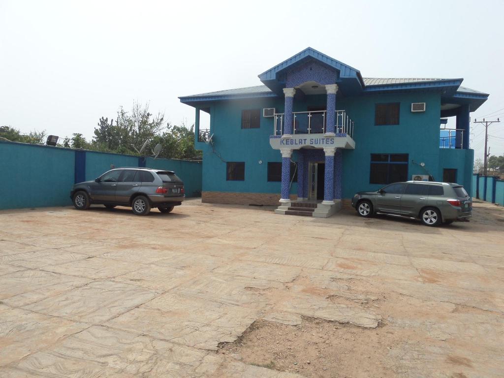Keblat Hotel Suites 16/19