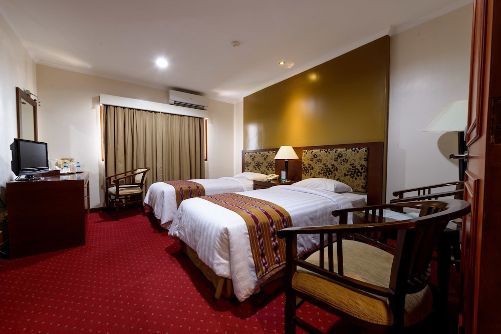 Cipta Hotel Wahid Hasyim 27/49
