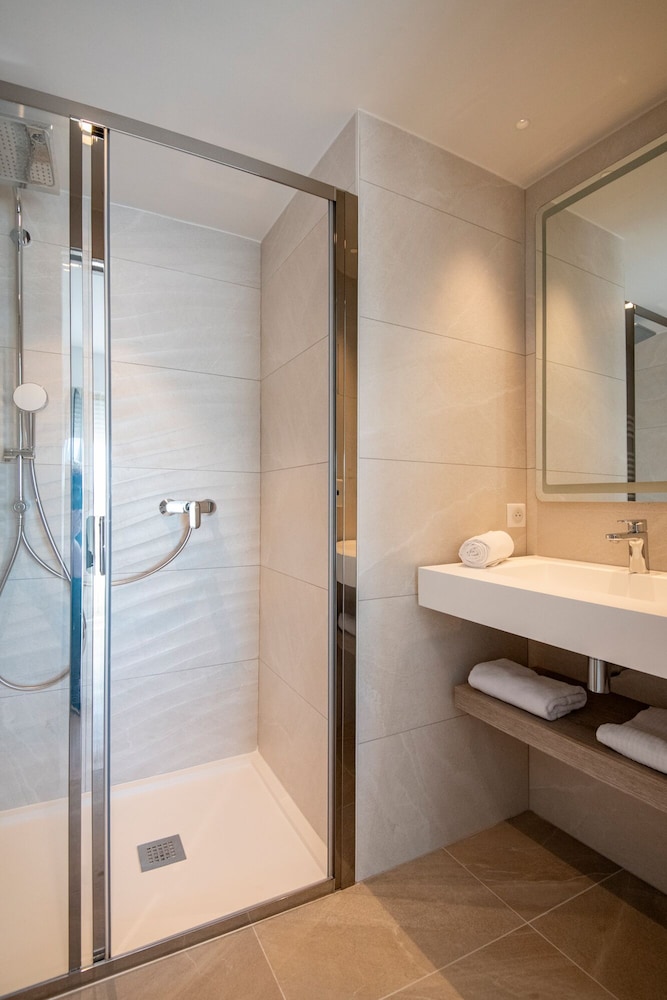 Residence Hoteliere Chambord 28/32