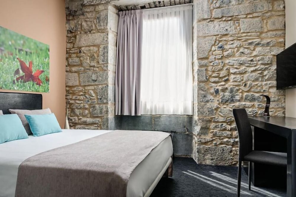SUPERIOR, DOUBLE BED