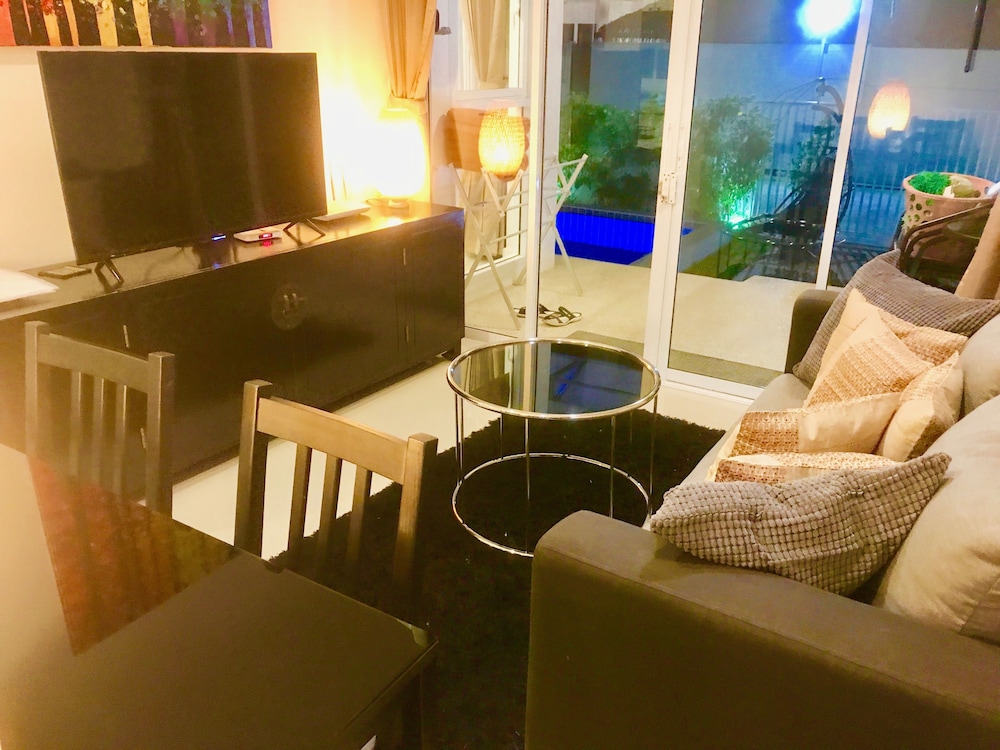 2 Bed Villa 15 Min Walk To Beach 21/36