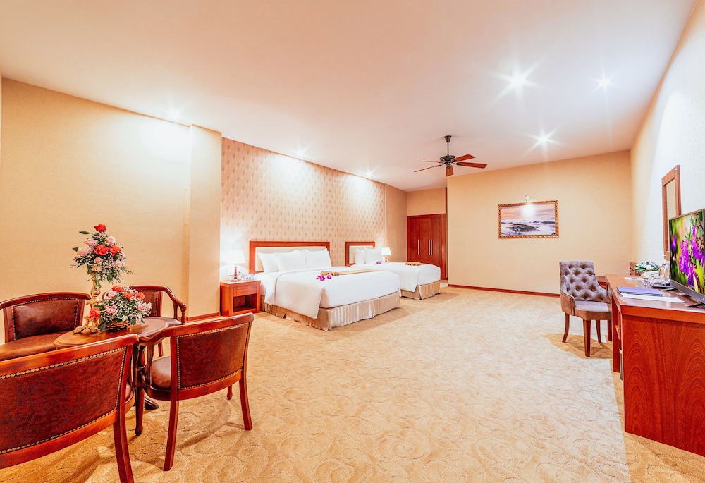 Ladalat Hotel 20/80