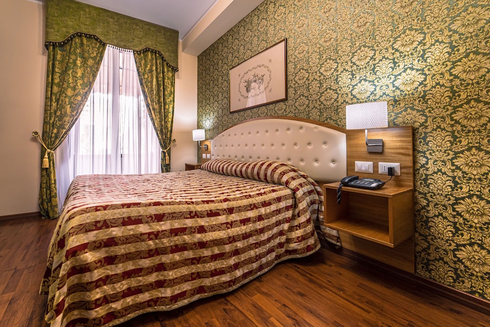 Villa Romeo 21/36