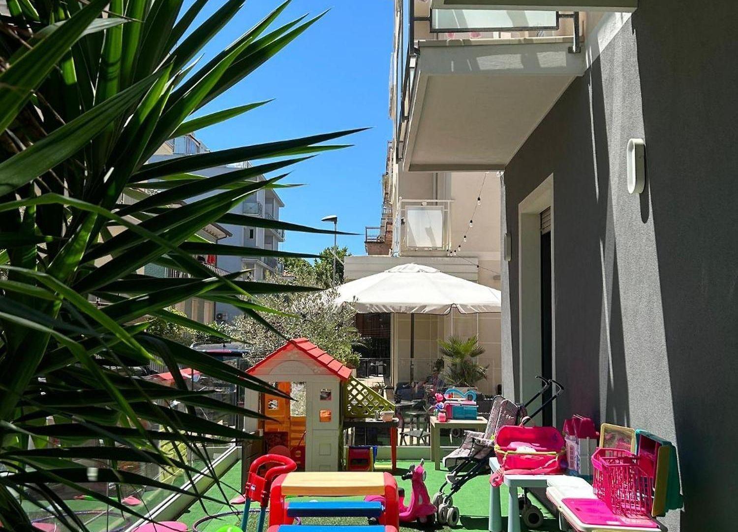 Hotel Miriam 42/53