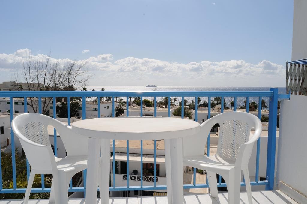 Costa Volcan Apartments 39/41