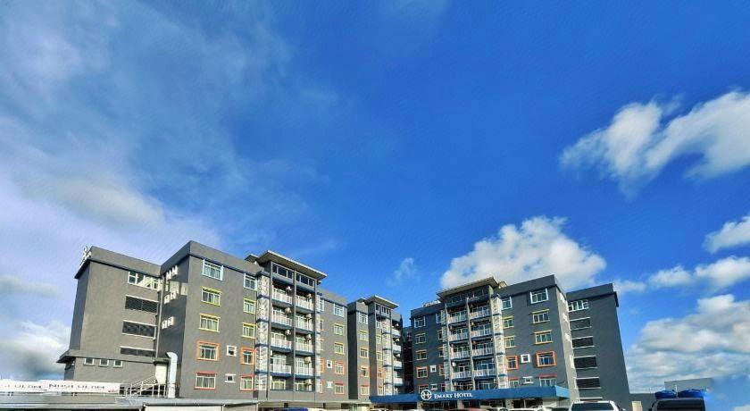 Emart Hotel (Riam) Sdn Bhd 15/50
